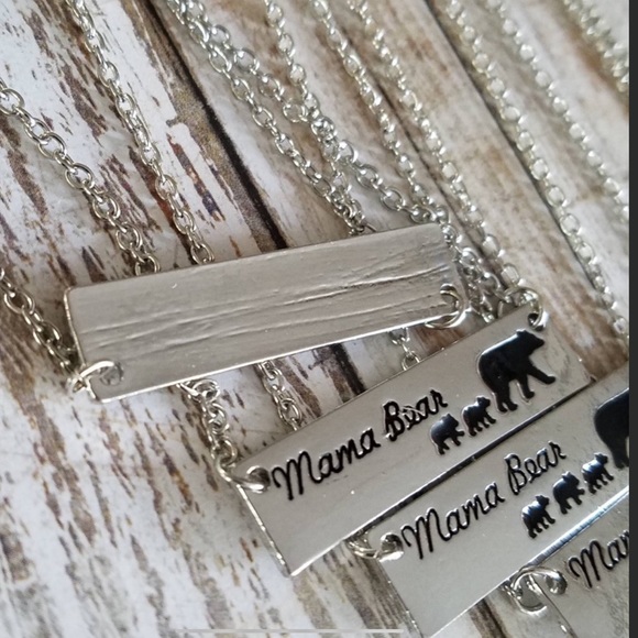 MAMA BEAR & cub necklace 4 choices - Picture 3 of 8